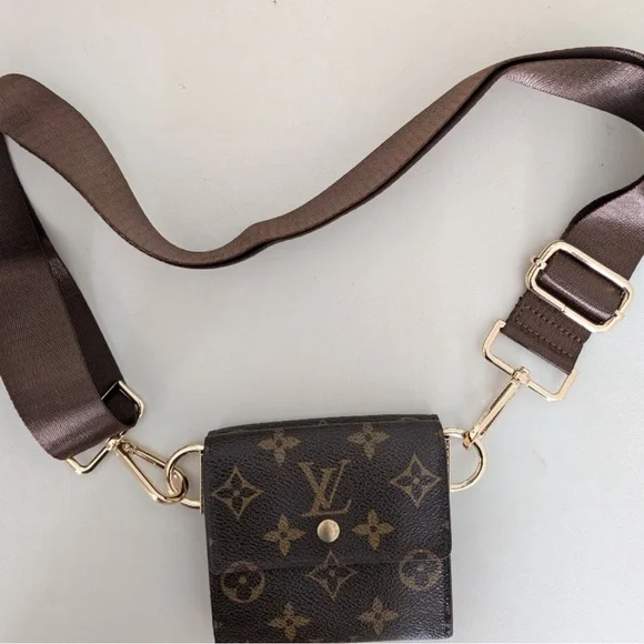 Louis Vuitton Wallet with added unbranded strap - Picture 2 of 9